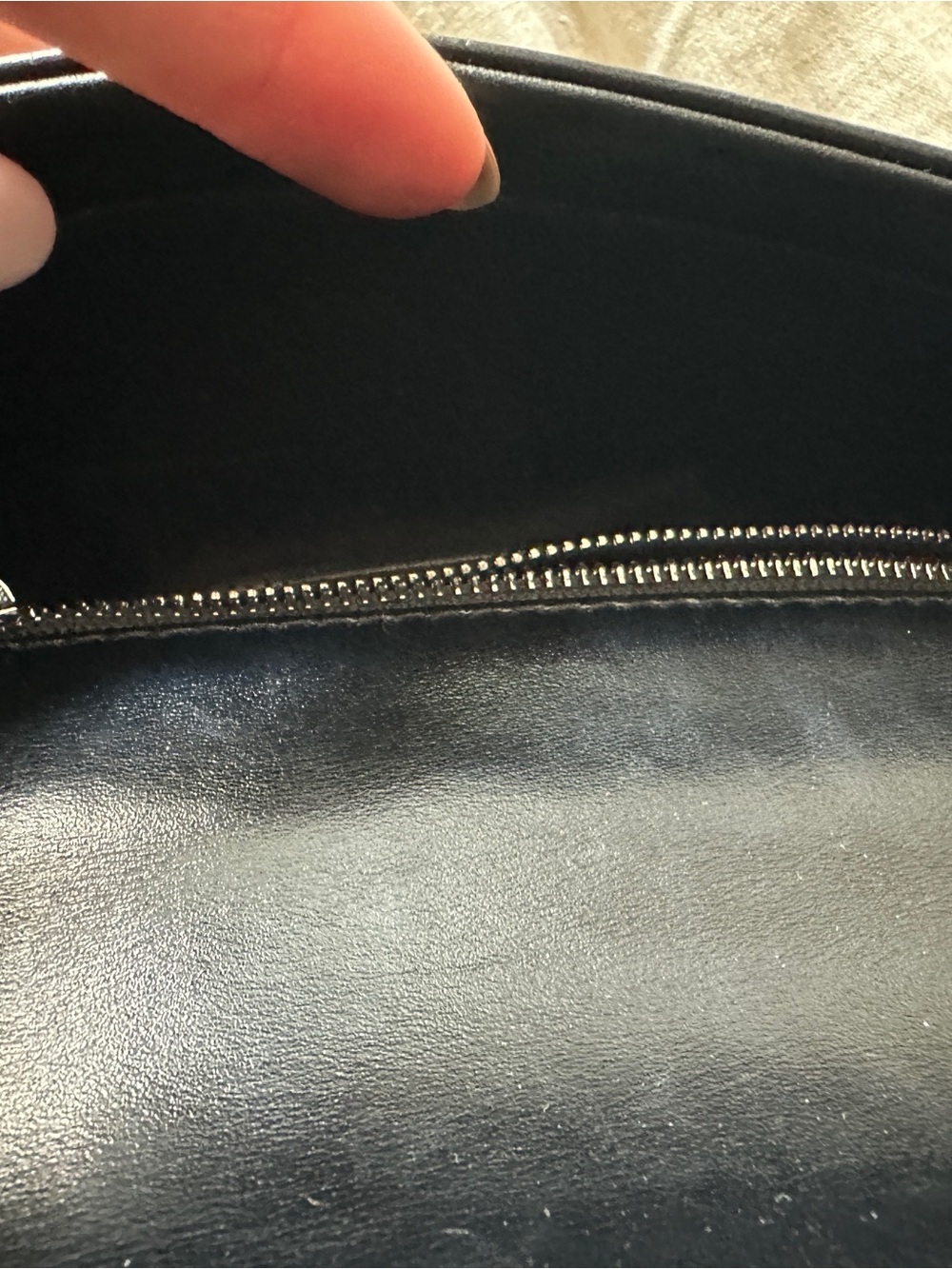 Black Leather Shoulder Bag - Picture 5 of 5